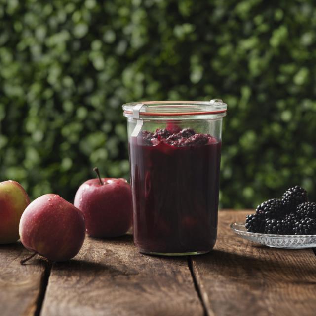 Æble/brombær marmelade med citron og kanel