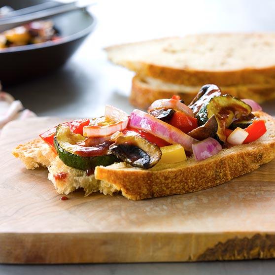 Bruscetta med stegte grøntsager