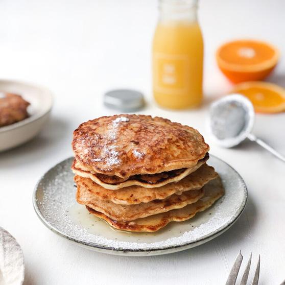 Hjemmelavede klatkager med appelsinsirup